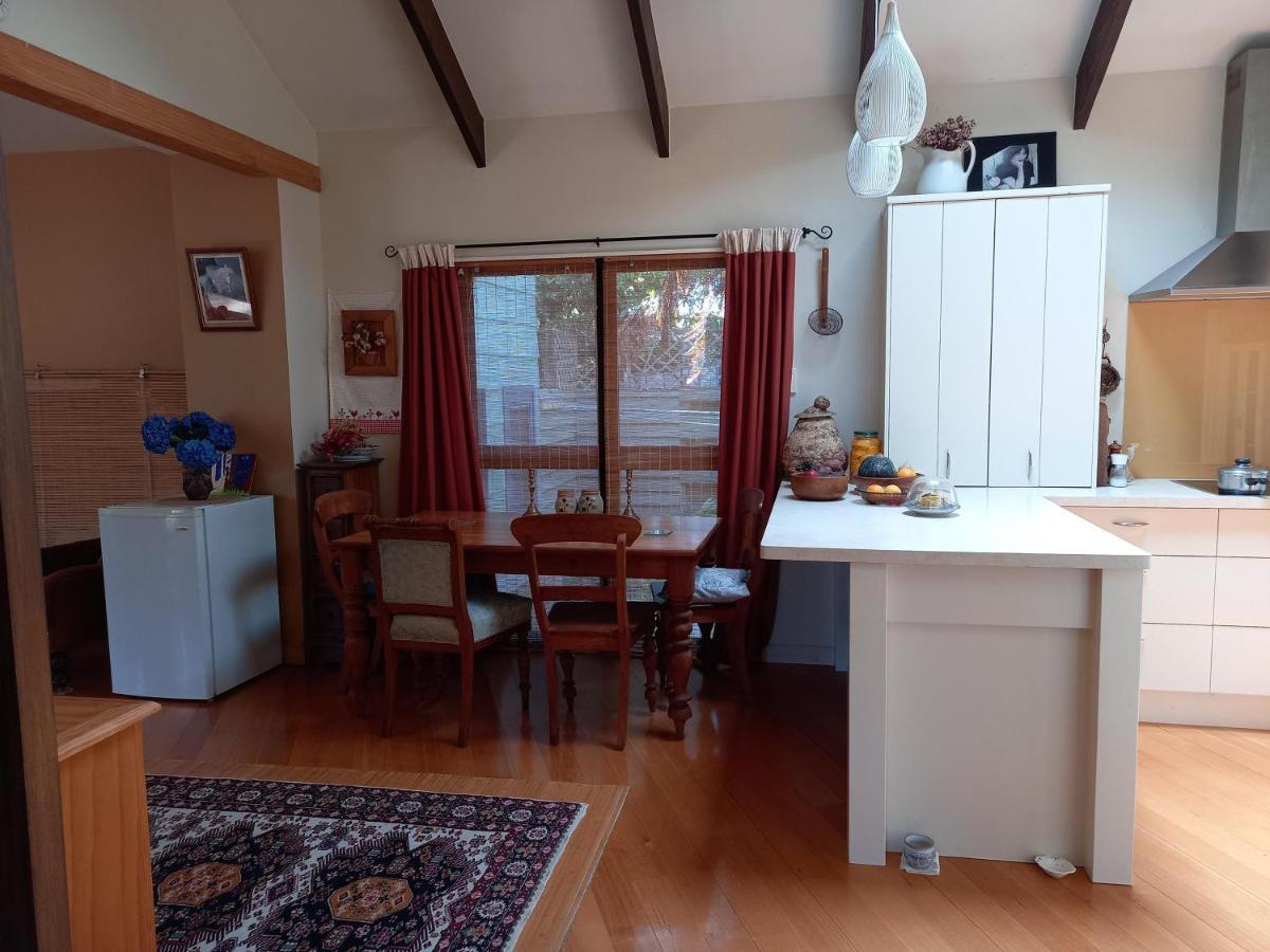 Birds Eyes Te Awanga B&B 외부 사진